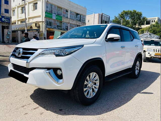 Used Toyota Fortuner [2016-2021] 2.8 4x4 AT [2016-2020] in Chandigarh