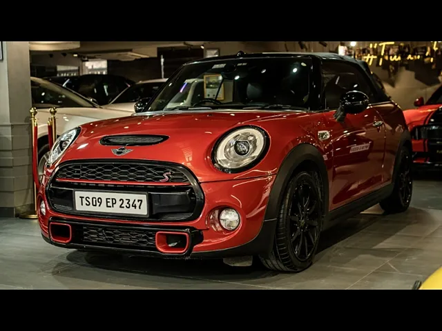 Used 2016 MINI Cooper in Delhi