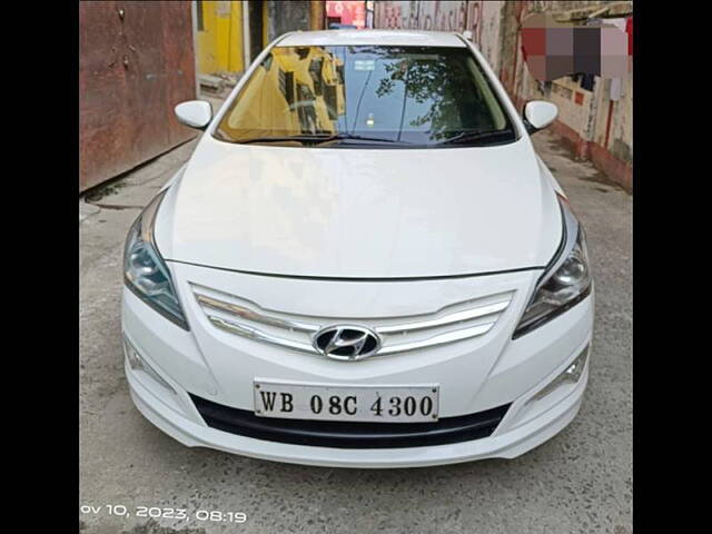 Used 2016 Hyundai Verna in Kolkata