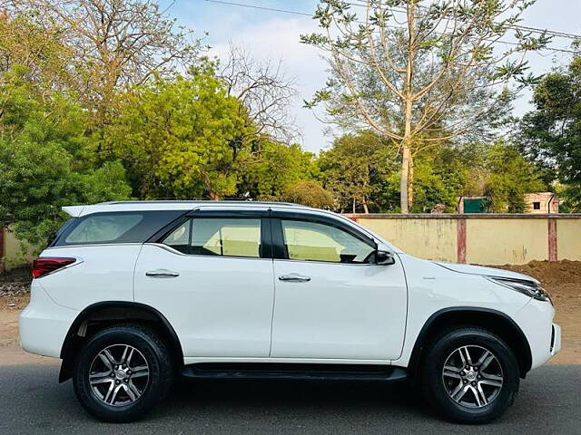 Used Toyota Fortuner [2016-2021] 2.8 4x2 AT [2016-2020] in Vadodara