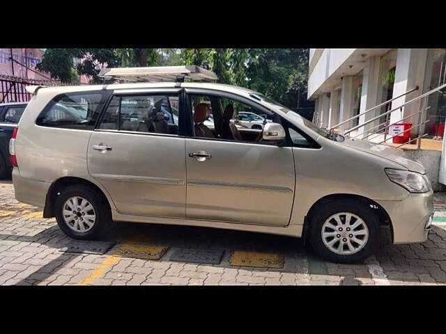 Used Toyota Innova [2009-2012] 2.5 VX 8 STR BS-IV in Mumbai