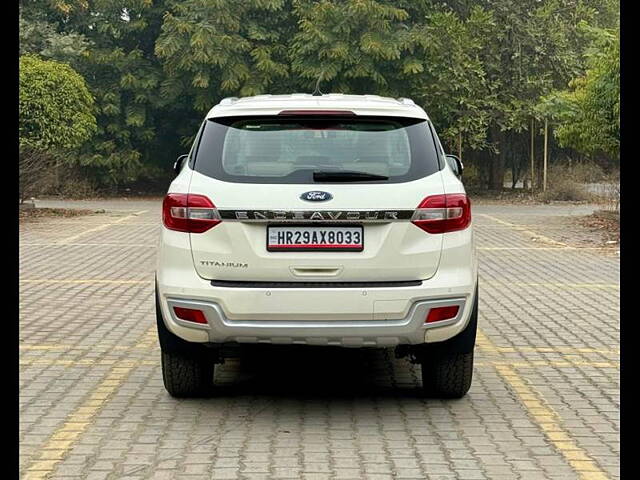 Used Ford Endeavour Titanium 2.0 4x2 AT in Gurgaon