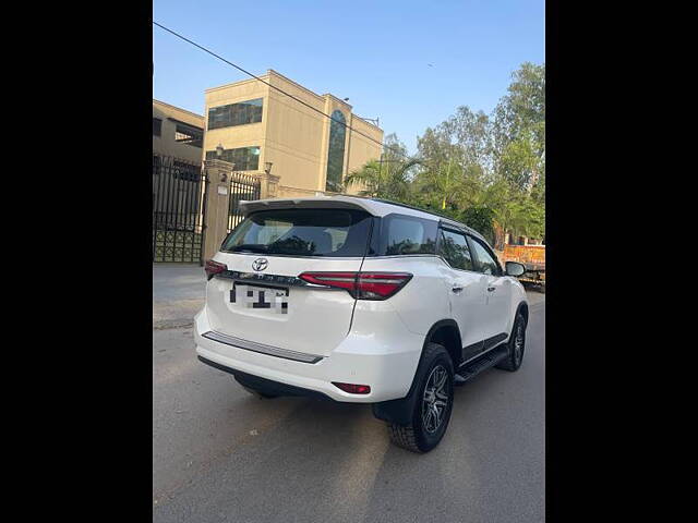 Used Toyota Fortuner 4X2 AT 2.7 Petrol in Delhi