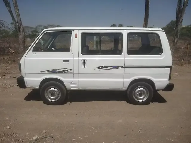second hand gadi omni