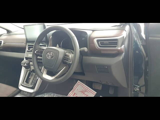 Used Toyota Innova Hycross VX (O) Hybrid 7 STR in Ahmedabad