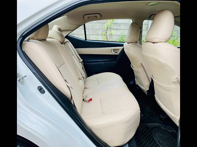 Used Toyota Corolla Altis [2014-2017] VL AT Petrol in Ahmedabad