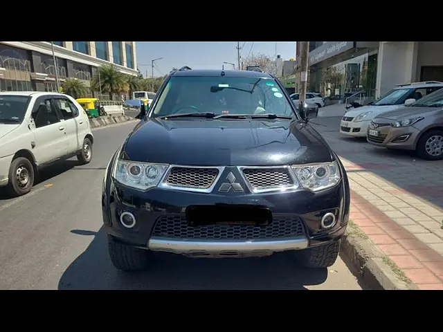 Second Hand Mitsubishi Pajero Sport 2.5 MT in Bangalore