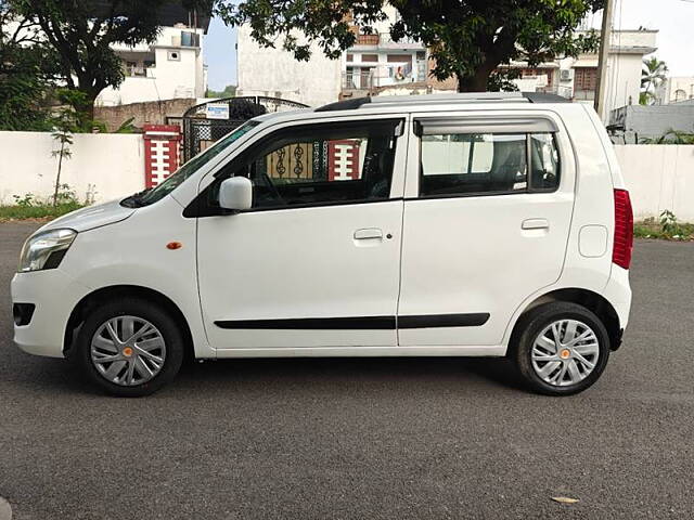 Used Maruti Suzuki Wagon R 1.0 [2014-2019] VXI AMT in Dehradun