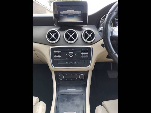 Used Mercedes-Benz CLA [2015-2016] 200 Petrol Sport in Delhi