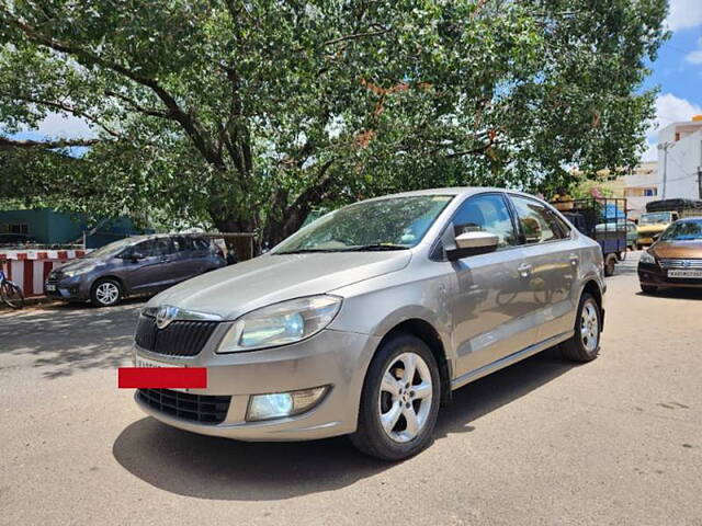 Used Skoda Rapid [2014-2015] 1.5 TDI CR Ambition with Alloy Wheels in Bangalore