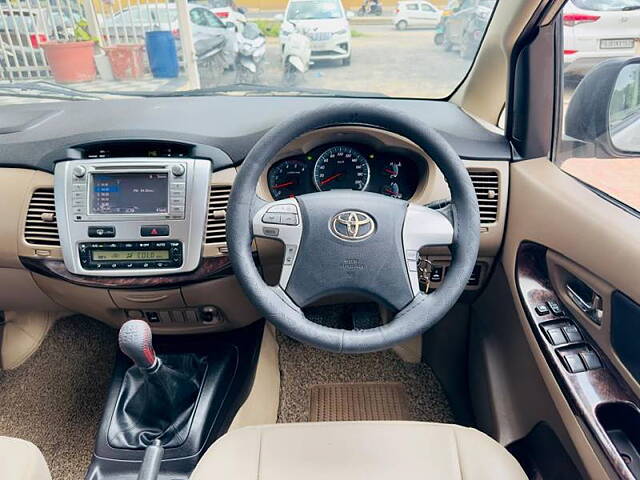 Used Toyota Innova [2013-2014] 2.5 VX 7 STR BS-III in Ahmedabad