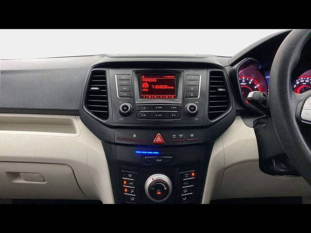 Used Mahindra XUV300 [2019-2024] W6 1.2 Petrol AMT [2021] in Delhi