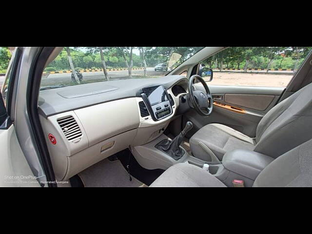 Used Toyota Innova [2005-2009] 2.5 V 7 STR in Hyderabad