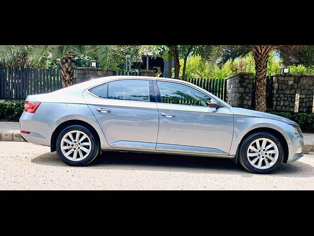 Used Skoda Superb [2016-2020] L&K TSI AT in Delhi