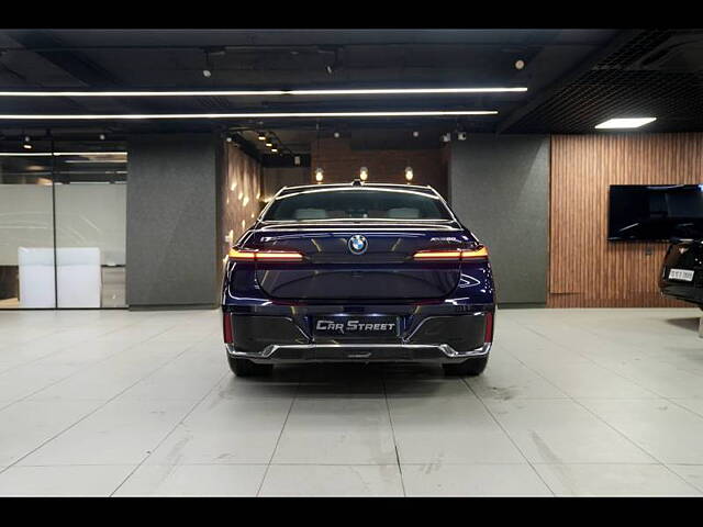 Used BMW i7 xDrive60 in Kanpur