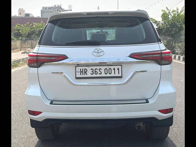 Used Toyota Fortuner 4X2 AT 2.8 Diesel in Delhi