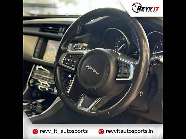 Used Jaguar XF Prestige Petrol CBU in Gurgaon