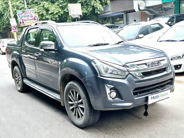 Used Isuzu D-Max V-Cross [2016-2018] 4x4 in Delhi