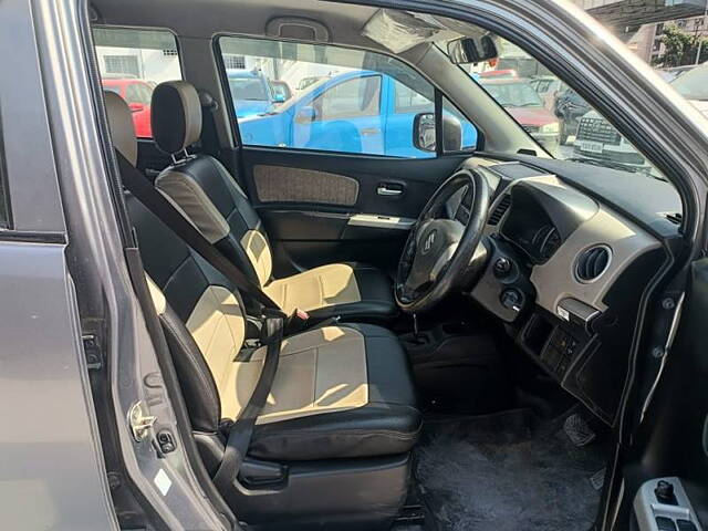 Used Maruti Suzuki Wagon R 1.0 [2014-2019] VXI AMT in Hyderabad