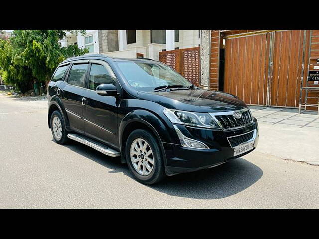 Used Mahindra XUV500 [2015-2018] W10 AWD in Delhi