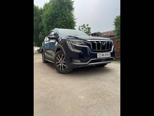 Used 2022 Mahindra XUV700 in Delhi