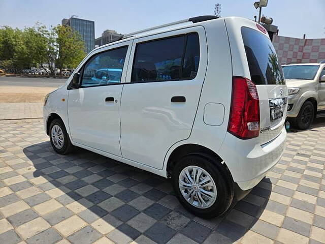 Used Maruti Suzuki Wagon R 1.0 [2010-2013] LXi in Ahmedabad