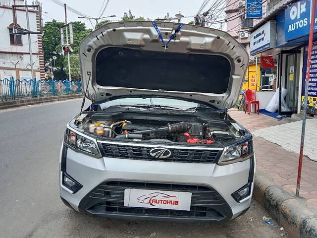 Used Mahindra XUV300 [2019-2024] 1.2 W4 [2019-2019] in Kolkata