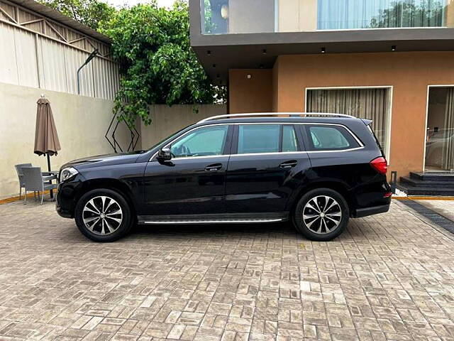 Used Mercedes-Benz GLS [2016-2020] 400 4MATIC in Delhi