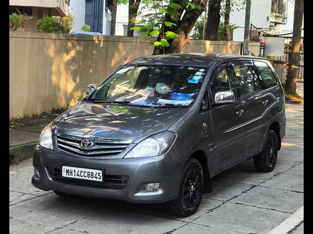 Used Toyota Innova [2009-2012] 2.5 VX 8 STR BS-IV in Mumbai