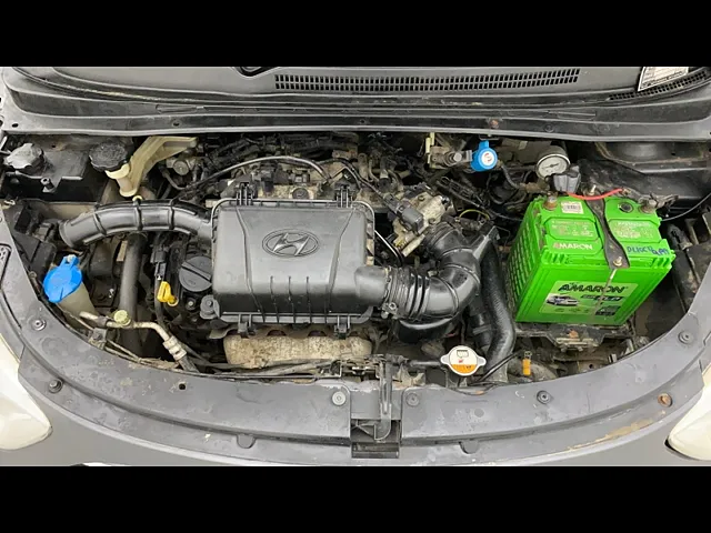 Used 2013 Hyundai i10 in Delhi