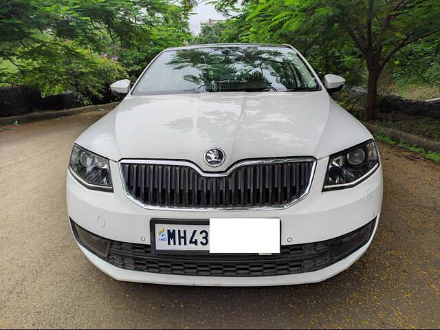 Used 2016 Skoda Octavia in Nashik