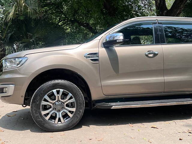 Used Ford Endeavour Titanium Plus 3.2 4x4 AT in Delhi