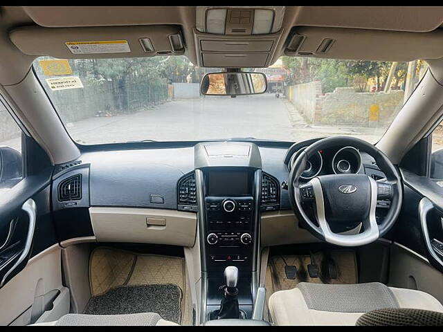 Used Mahindra XUV500 [2015-2018] W6 1.99 in Delhi