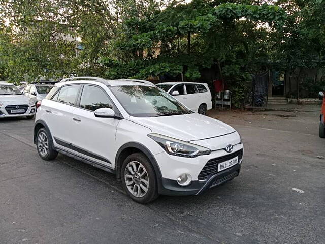 Used 2016 Hyundai i20 Active in Mumbai