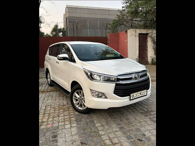 Used Toyota Innova Crysta [2016-2020] 2.4 V Diesel in Delhi