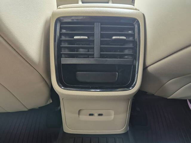 Used Skoda Octavia L&K 2.0 in Mumbai