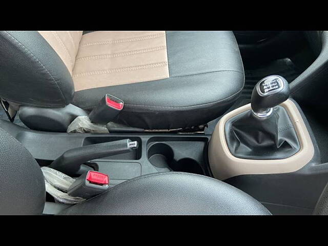 Used Hyundai Grand i10 Sportz 1.2 Kappa VTVT in Surat