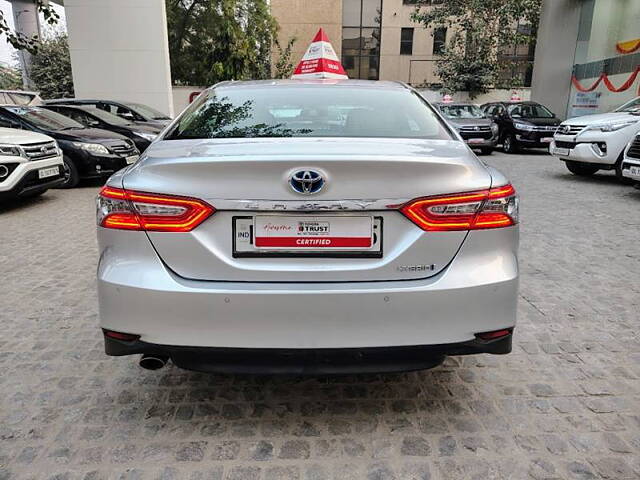 Used Toyota Camry Hybrid in Delhi