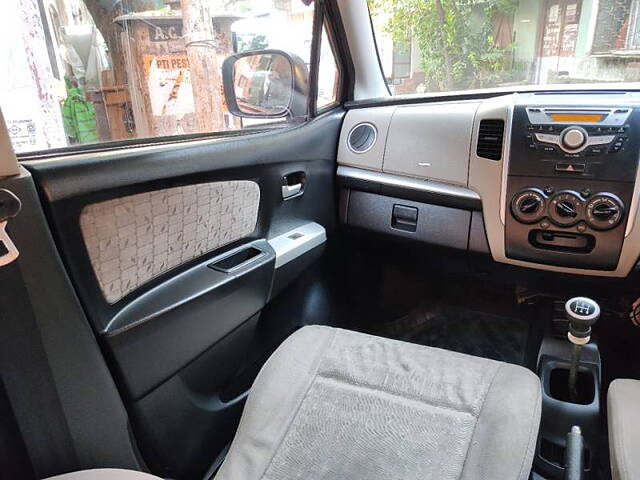 Used Maruti Suzuki Wagon R 1.0 [2014-2019] VXI in Kolkata