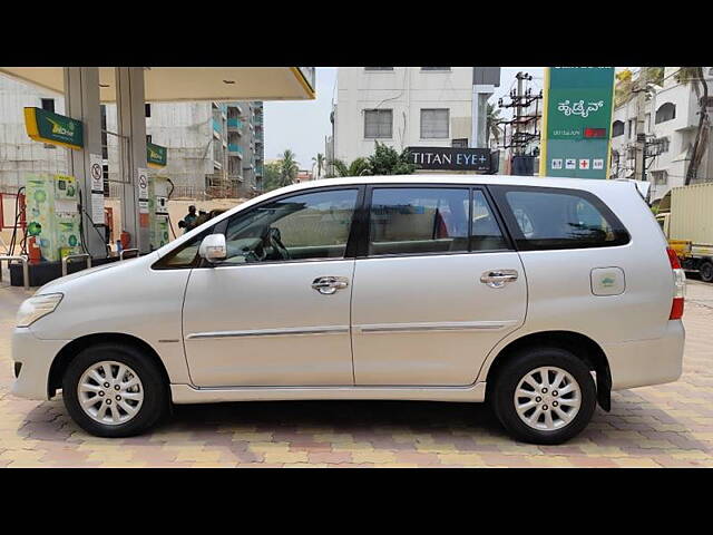 Used Toyota Innova [2009-2012] 2.5 VX 8 STR BS-IV in Bangalore