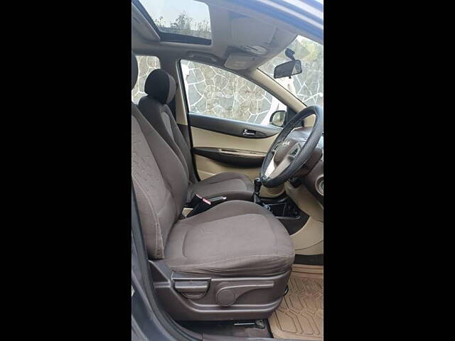 Used Hyundai i20 [2010-2012] Asta 1.2 (O) With Sunroof in Mumbai