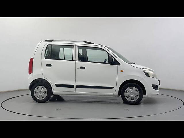 Used Maruti Suzuki Wagon R 1.0 [2014-2019] LXI in Ahmedabad