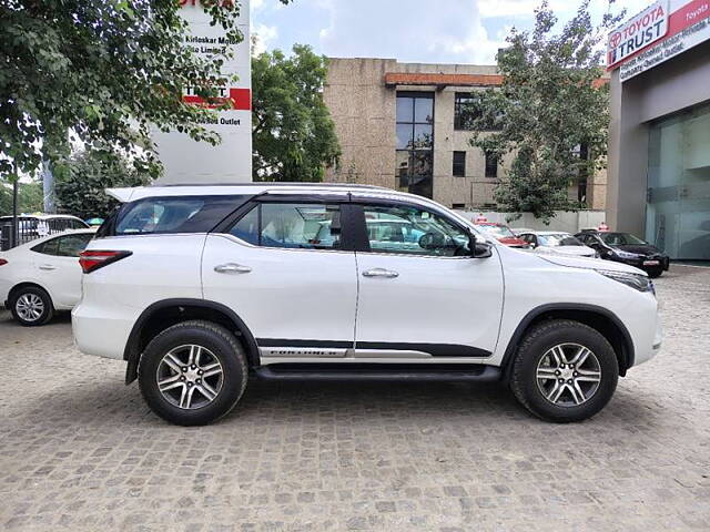 Used Toyota Fortuner 4X2 AT 2.7 Petrol in Delhi