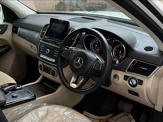 Used Mercedes-Benz GLS [2016-2020] 400 4MATIC in Delhi