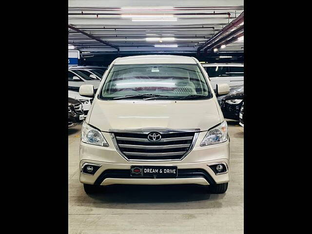 Used 2013 Toyota Innova in Mumbai