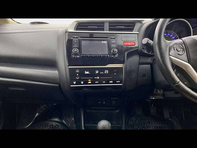 Used Honda Jazz [2015-2018] V Petrol in Ahmedabad