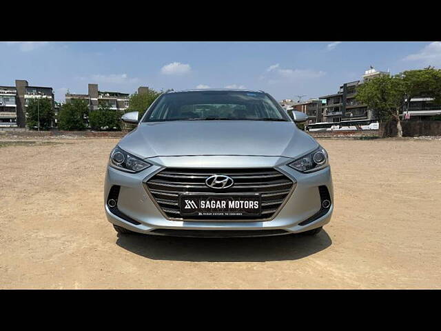 Used Hyundai Elantra SX 2.0 AT in Delhi