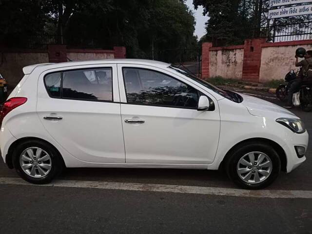 Used Hyundai i20 [2010-2012] Asta 1.4 CRDI in Ahmedabad