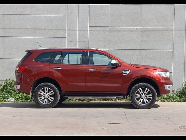 Used Ford Endeavour [2016-2019] Titanium 3.2 4x4 AT in Hyderabad