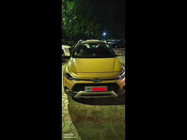 Used 2015 Hyundai i20 Active in Lucknow